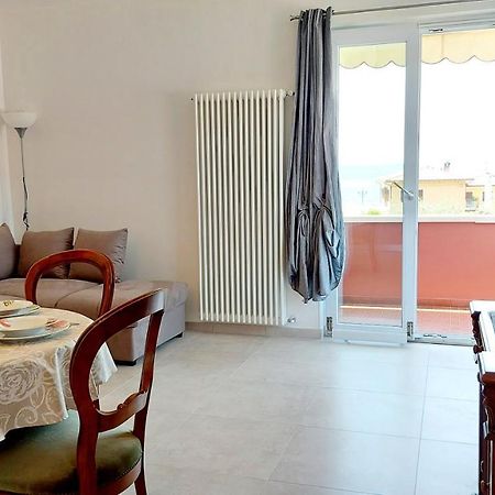 ברדולינו Narcisa View Lake&Pool Apartment מראה חיצוני תמונה