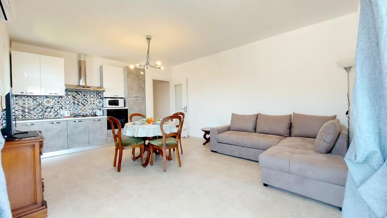 ברדולינו Narcisa View Lake&Pool Apartment מראה חיצוני תמונה