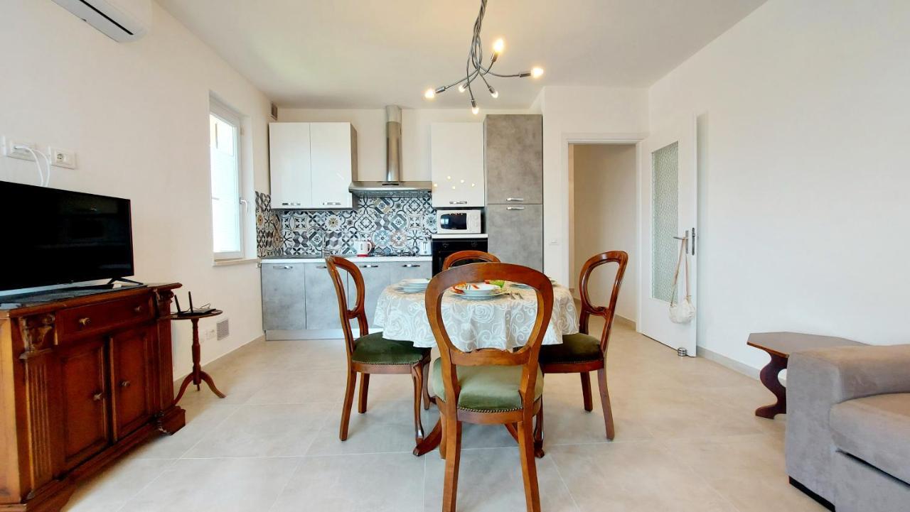 ברדולינו Narcisa View Lake&Pool Apartment מראה חיצוני תמונה