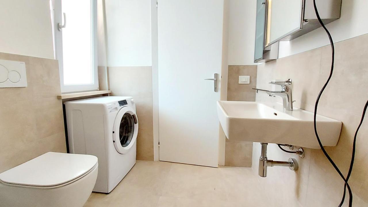 ברדולינו Narcisa View Lake&Pool Apartment מראה חיצוני תמונה