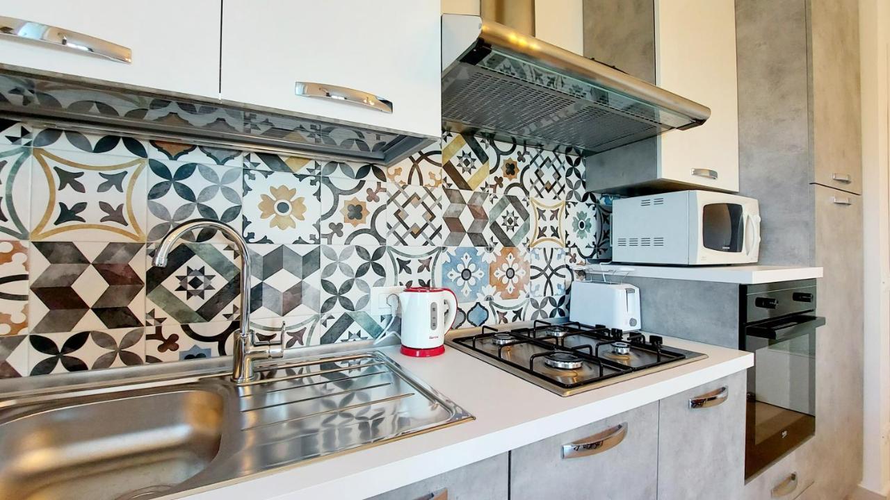 ברדולינו Narcisa View Lake&Pool Apartment מראה חיצוני תמונה